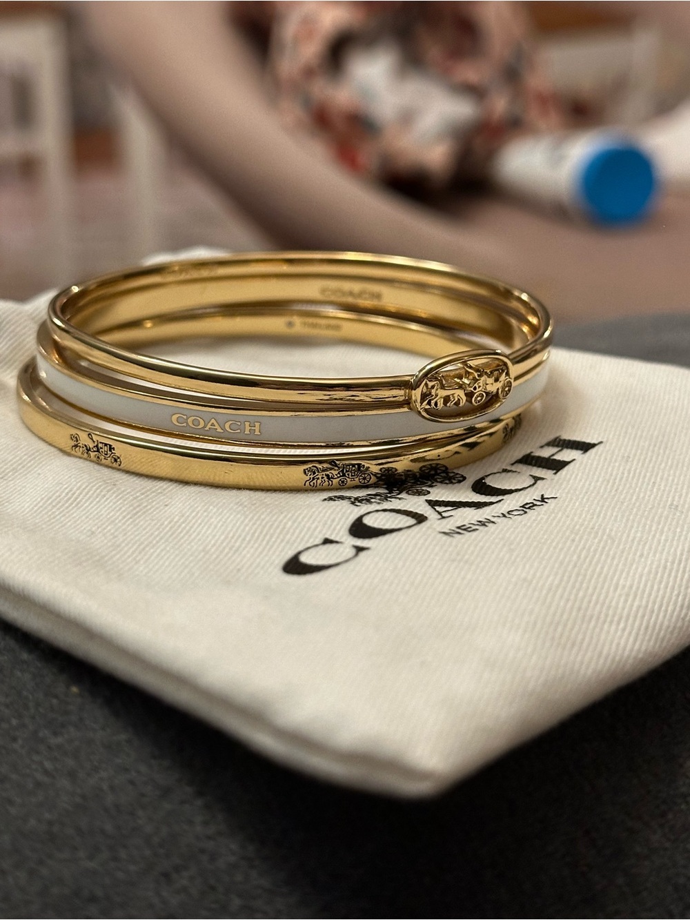Coach Horse and Carriage Logo Stackable Bangle Set in Gold and White C9244 - Picture 3 of 7